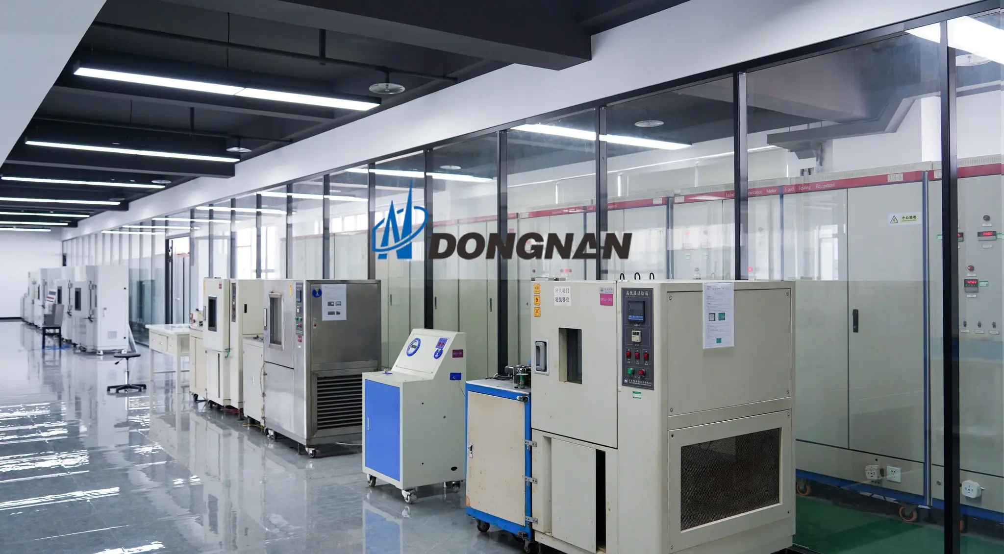 Our UL Lab adheres to UL standards, guaranteeing premium quality for micro switches.-copy